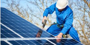 Installation Maintenance Panneaux Solaires Photovoltaïques à Gignac